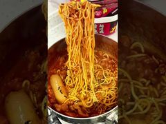 12 maanden houdbaarheidsduur Koreaanse worst Warme kip Noodles Authentieke Koreaanse smaak Instant Noodles