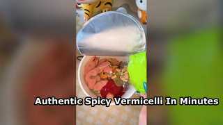 Pittige Chinese zoete aardappelvermicelli snelle maaltijd