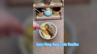 Pittige Hong Kong-stijl vermicelli-noedels, snelle maaltijd