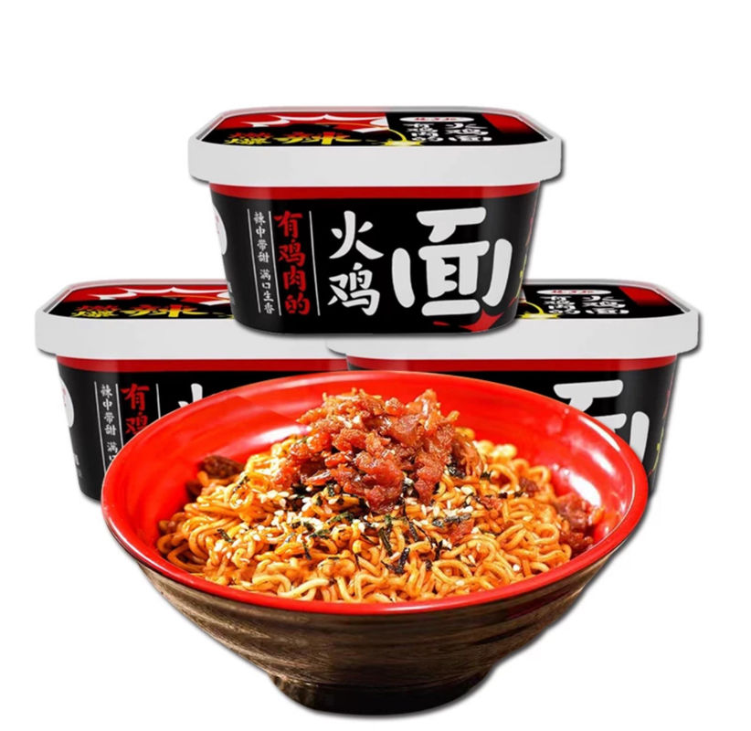 Koreaanse instant noedels met hete kip smaak OEM Koreaanse kip noedels