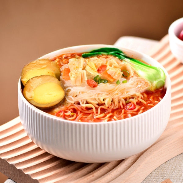 200 g * 12 Vermicelli en Instant Noodles Een andere smaakservaring dan traditionele Instant Noodles met ei