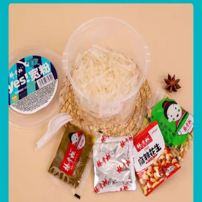 Kookmethode Breed vermicelli met saus en groenten Niet pittig Instant Noodles Nettogewicht 138g