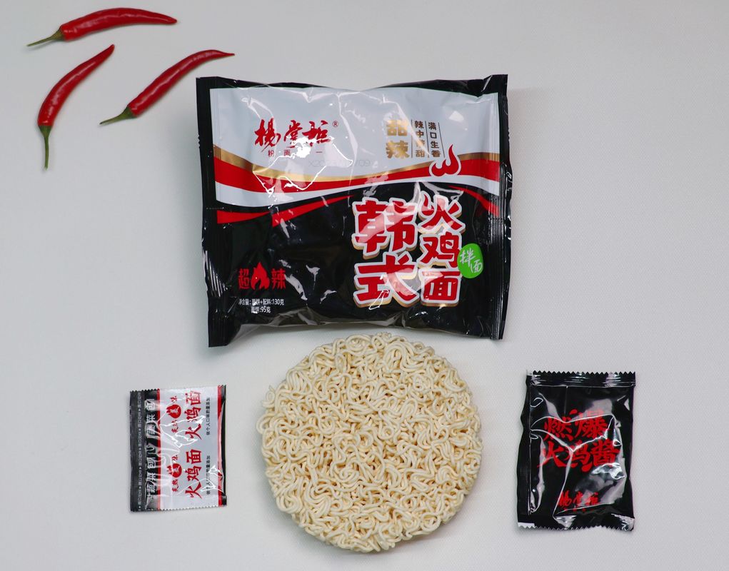 130g*24 Instant Noodles Warme kip smaak voor de hoge verkoop markt