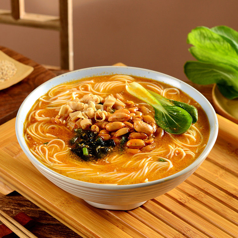 Spicy Sesame Geurige sesam smaak (zonder dierlijke ingrediënten) Niet gebakken ramen Instant Noodles
