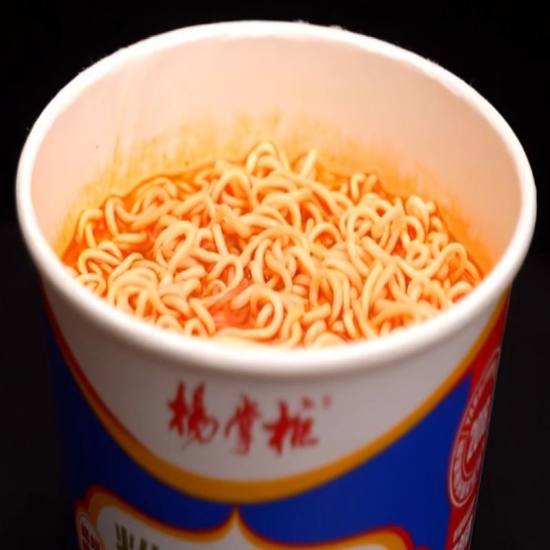 Eenvoudig te koken papieren vat Chinese snelle vermicelli met traditionele kruiden nieuwe smaak
